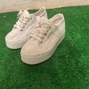 WOMENS WHITE SUPERGA PLATFORM SNEAKERS